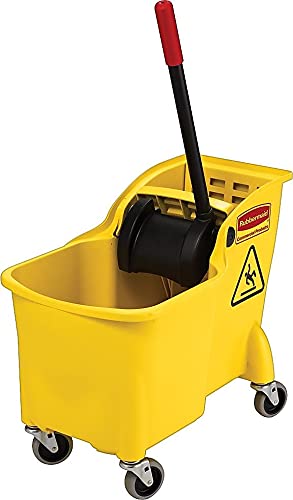Rubbermaid Commercial Products 31 QT Tandem Mop Bucket and Wringer Combo on Wheels Yellow for Floor Cleaning/Wet Mopping
