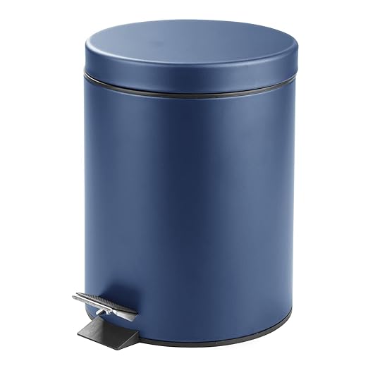 mDesign Pedal Bin — Metal Waste Bin with Pedal Lid and Plastic Bucket Insert — for Bathroom Kitchen and Office — 5 Litre Household Rubbish Bin with Ergonomic Design — Blue