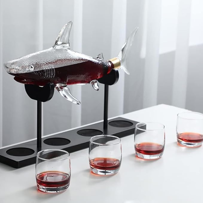 Wine Decanters 1000ml Sharks Whiskey Decanter Set with 4 Glasses &amp Wood Stand Glass Liquor Decanter For Whiskey Scotch Bourbon Vodka (Decanter Set)