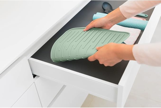 Brabantia Sinkside Silicone Dish Pot Drying Mat (Jade Green) Soft Non-Slip Kitchen Counter Sink Top Drainer for Dishwashing