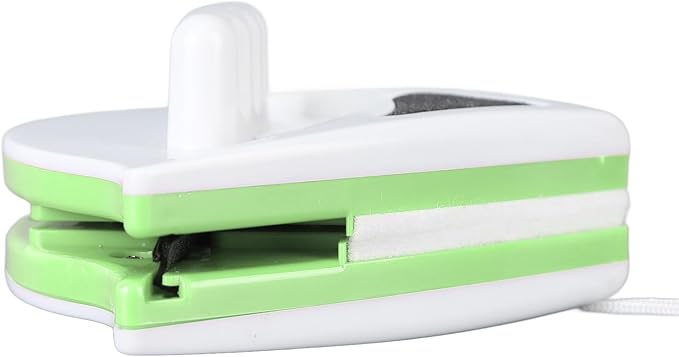 Window Double Side Wiper Plastic Ergonomic Handle Magnetic Glass Cleaning Wiper for High Rise Residential (20-30mm)