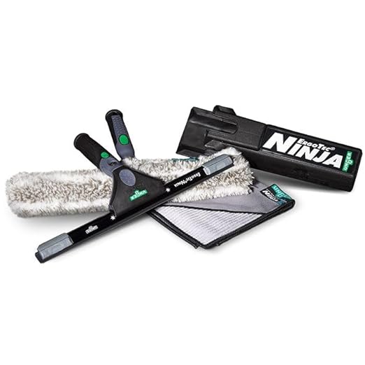 Unger Commercial ErgoTec Advanced Window Cleaning Ninja Kit 4-in-1 – Squeegee Scrubber Tool Holder Microfiber Cloth – Professional Indoor/Outdoor Window Cleaning Equipment WNK12