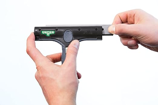 Unger Commercial ErgoTec® Ninja 4 Glass Scraper with Blade and Safety Cap – Adjustable Angle for Efficient Window Cleaning EN100