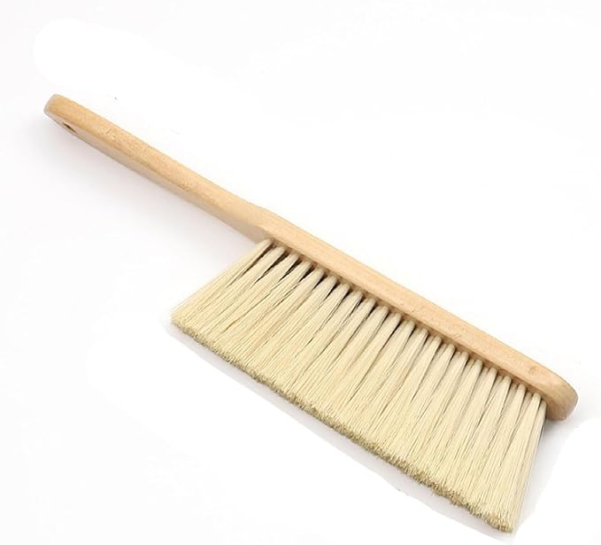 Whisk Broom Hand Held Hand Broom Wooden Handle Bench Brush with Soft BristlesHousehold Cleaning Dust Brushes(B)