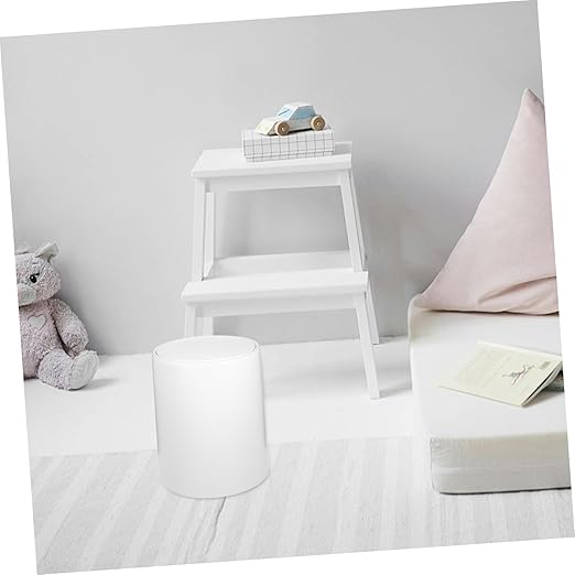 Trash Can Lid Medium Wastebasket for Bathroom Bedroom Kitchen Grey and White Compact for Easy Placement Home Spaces