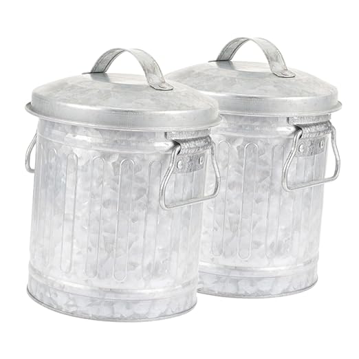 2Pcs Decorative Bucket Shaped Trash Bin Vintage Iron Wastebasket for Office and Home Creative Desktop Rubbish Can Removable Lid