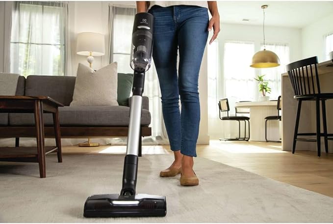 Electrolux Ultimate800 EHVS85S3AU Lightweight Cordless Stick Vacuum with PowerPro Bristle Nozzle Powerful Suction 5-step Filtration LED Smart Display for Carpets and Hard Floors in Granite Grey