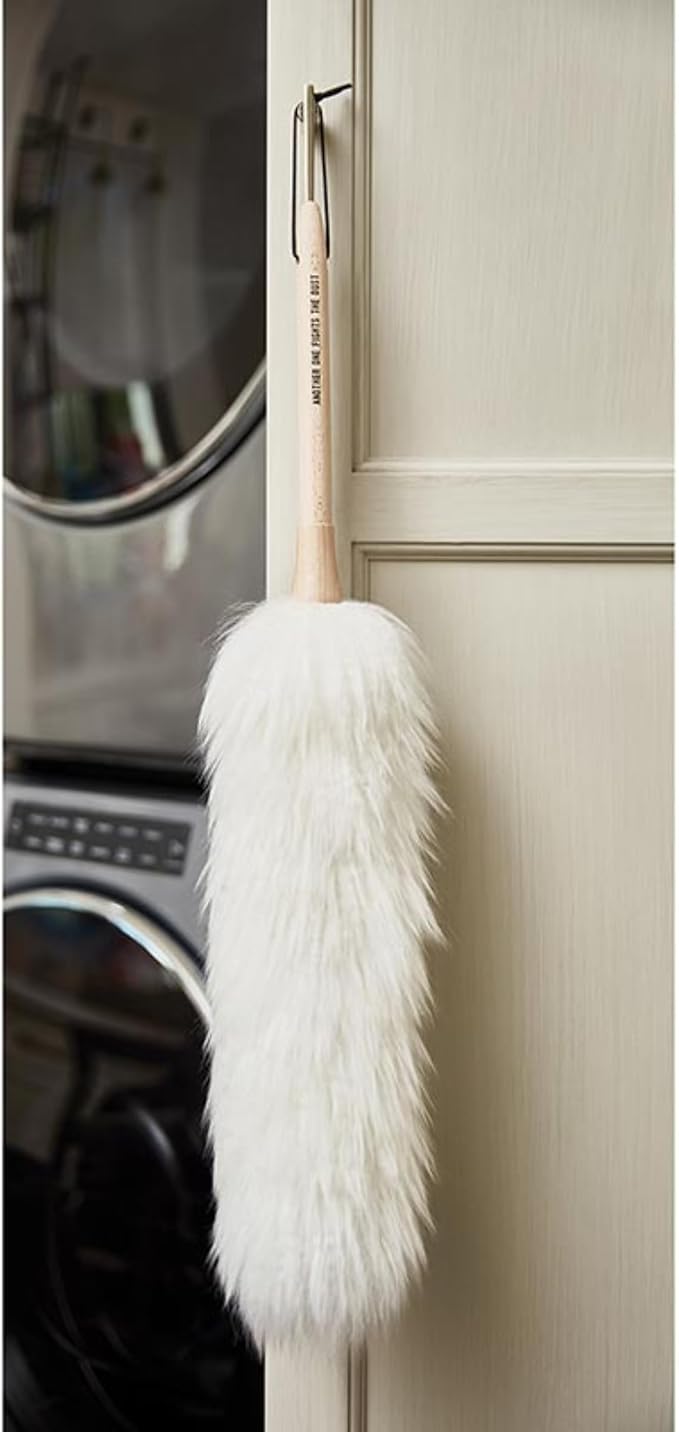 Santa Barbara Design Studio Lambswool Duster with Bamboo Comfort Handle and Leather Hanging Loop 24 Long Fights The Dust