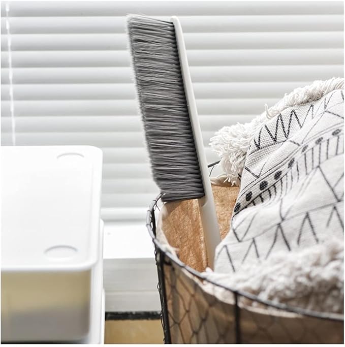 Dust PanIndoor Broom Brush for Cleaning Precipitator Anti-Static Long Handle Dusting Brush Bed Brush Hand Broom Hotel Family Clothes Dust Hair Sofa Bed Sheets Bedspread Carpet Cleaning dust Catcher