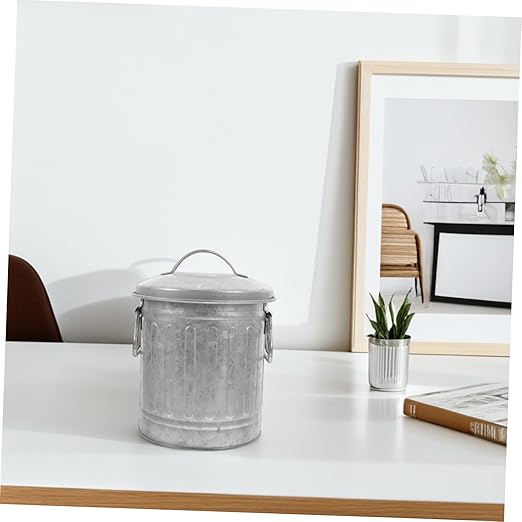 TEHAUX Decorative Iron Waste Basket Creative Trash Bin for Bedroom Office Kitchen Vintage-Style Small Rubbish Bin for Home and Easy to Clean and Space-Saving Design
