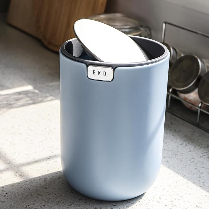 EKO Mini Trash Can Combo Set - Includes Two 0.4 Gallon Swing-Top Wastebaskets – Perfect for Desks Bathroom Vanity Countertop and More (1 Pink and 1 Blue)