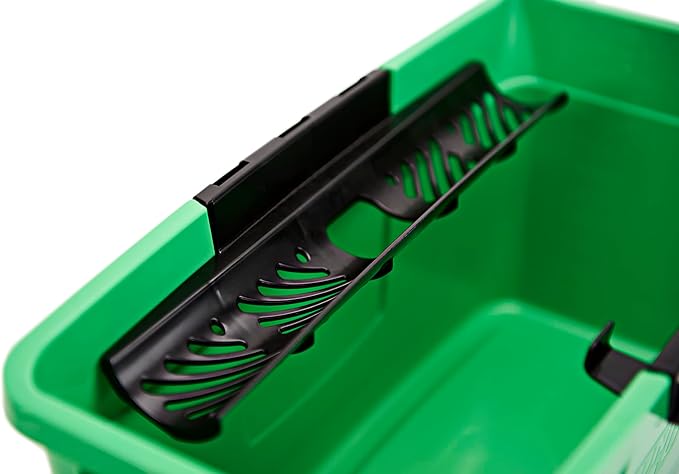 Unger QB12B Bucket 12 litres for Washers up to 35 cm Wide with Litre Scale Including Strainer as Shelf Rectangular Shape