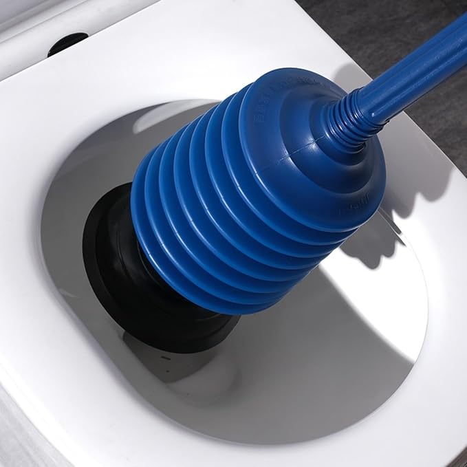 Toilet pipe dredger