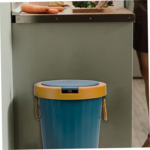 PRETYZOOM Large Wastebasket Lid Trash Can for Bathroom Office Kitchen Pp Material Easy to Use