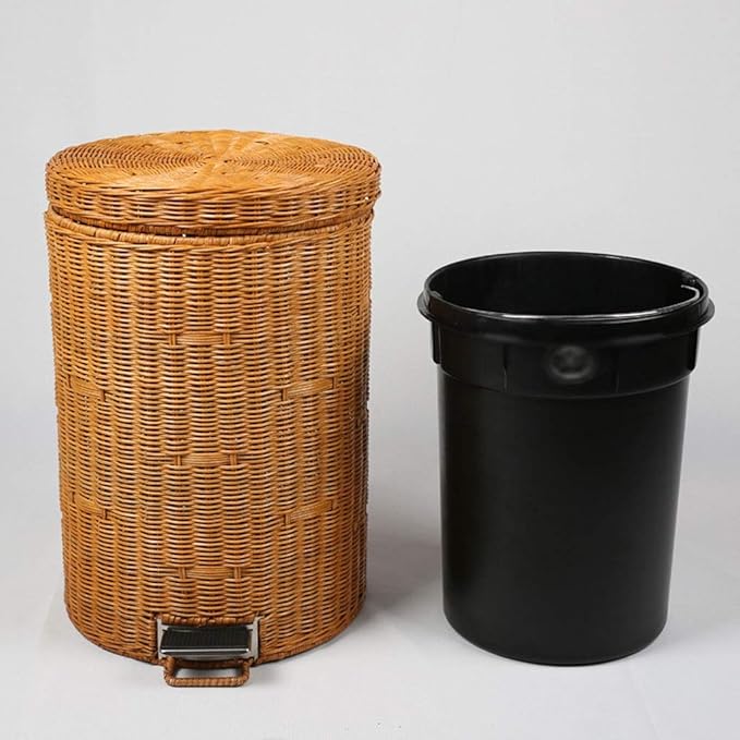 Nordic Creative Natural Rattan Trash Can Slow Down Silent Pedal Garbage Bin with Lid Fashion Country Style Wastebasket (Color : Brown Size : 5L)