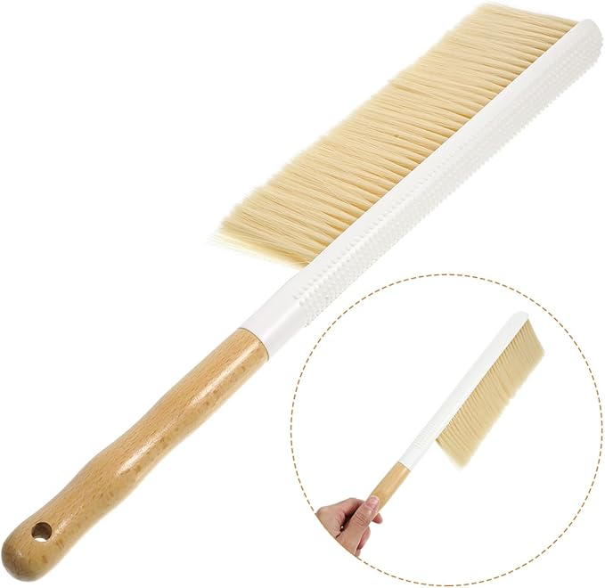 Beaupretty 4pcs Handle Soft Brush for Cleaning Versatile Tool for Sofa Carpet Bed Counter Gentle Bristles for Dirt Removal Beech Design