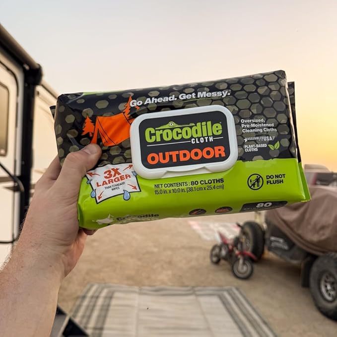 Crocodile Cloth Outdoor Cleaning Wipes – 8 Packs/640 Total Count Plant-Based Cloths (15x10) Skin Safe Pre-Moistened Aloe &amp Vitamin E Infused Large Absorbent Multi-Surface Disposable Wipes