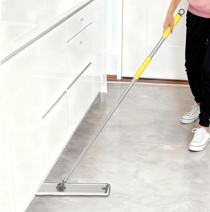 The Curved Surface Mop with Aluminum Pole 360° Rotating Head for Effortless Floor Cleaning Washable &amp Reusable Microfiber Pads for All Floor Types