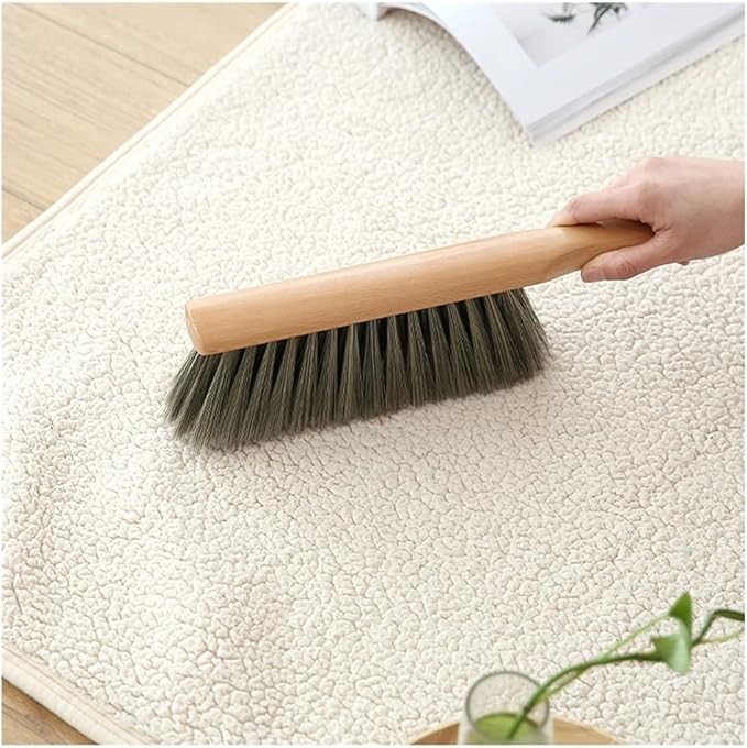 Multifunctional Cleaning Brush Long Wood Handle Handheld Comfort Grip Dust Brush Bed Brush Hanging Storage Suitable for Home Use