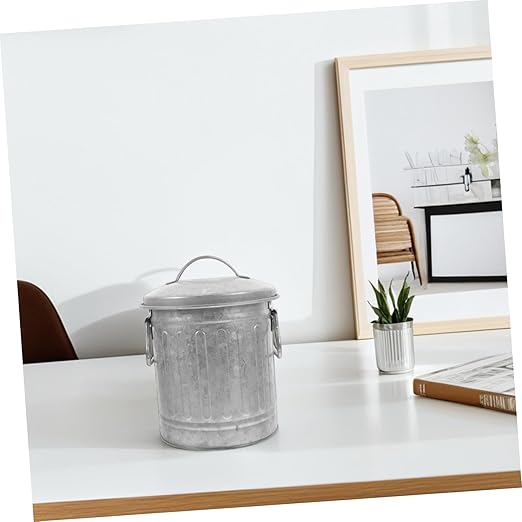 Veemoon Vintage Iron Desktop Wastebasket Small Rubbish Bin for Office and Home Creative Trash Can Decorative Bucket Rustic Design