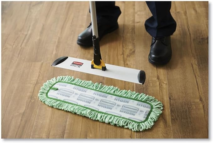 Rubbermaid Commercial Q418GNCT Dust Pad w/Fringe Microfiber 18-Inch Long Green 6/Carton