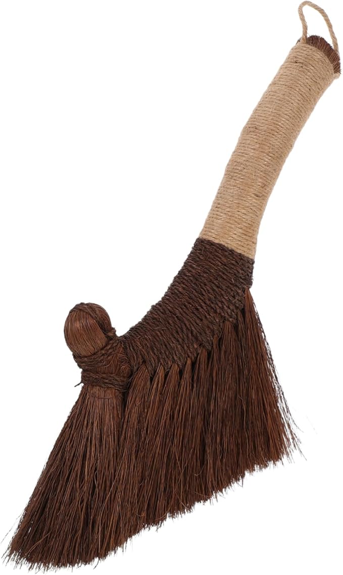 1pc Desk Broom Soft Bristles for Dust Removal Handheld Whisk Broom for Home and Office for Cleaning Desktops Bookshelves and Keyboards Natural Straw Material Portable and
