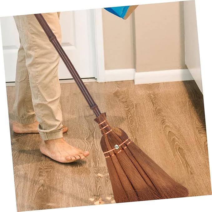 Kisangel 2pcs Boys and Girls Natural Straw Broom Set Indoor Outdoor Small Dustpan Mini Hand Broom for Toddlers Cleaning Kit
