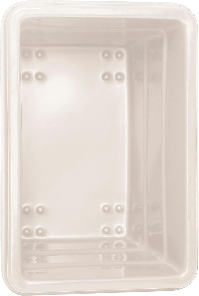 Global Industrial 6 Bushel Plastic Bulk Box Truck Direct Mount Base 500 lbs. Capacity 3 Non-Maring Rubber Casters White 33-2/5L x 23 W x 24-1/2H