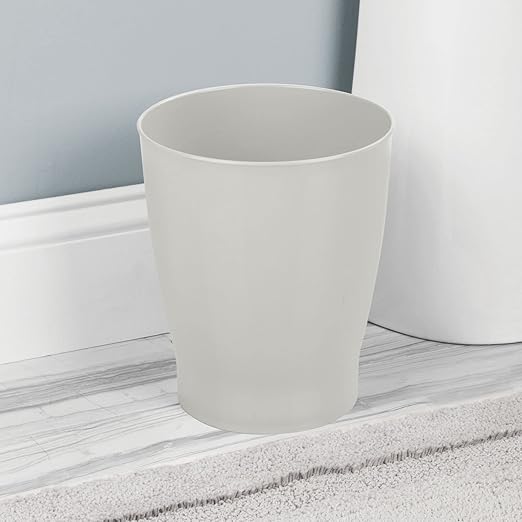 mDesign Round Plastic Bathroom Garbage Can 1.25 Gallon Wastebasket Garbage Bin Trash Can for Bathroom Bedroom and Kids Room - Small Trash Can - Fyfe Collection - Light Gray