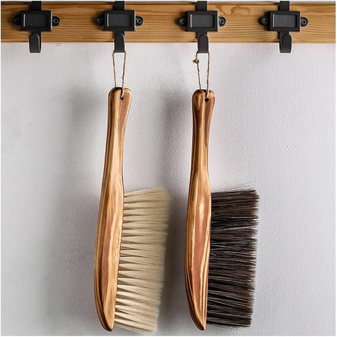 Dust PanIndoor Broom Brush for Cleaning Precipitator Multifunctional Cleaning Brush Anti-Static Dust Brush Hand Broom Hotel Family Clothes Dust Hair Sofa Bed Sheets Bedspread Carpet Cleaning dust Ca