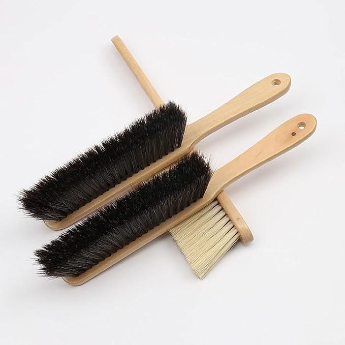 Whisk Broom Hand Held Hand Broom Wooden Handle Bench Brush with Soft BristlesHousehold Cleaning Dust Brushes(A)
