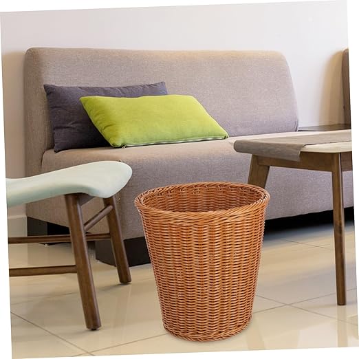 VOSAREA 1PC Plastic Wastebasket Simulated Rattan Woven Trash Basket Home Garbage Container Wastebasket Retro Waste bin (Imitated Rattan Style)