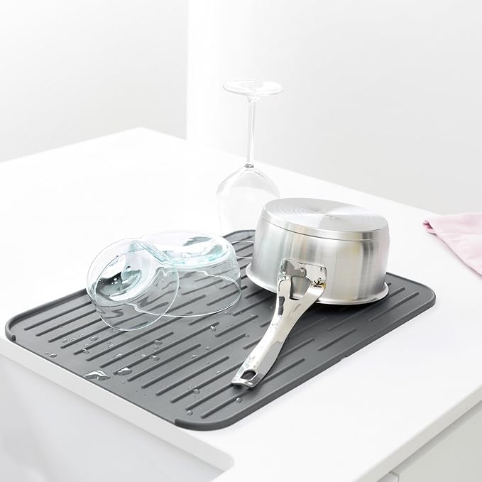 Brabantia Sinkside Silicone Dish Pot Drying Mat (Dark Gray) Soft Non-Slip Kitchen Counter Sink Top Drainer for Dishwashing