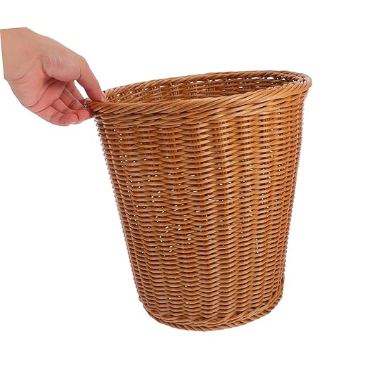 VOSAREA 1PC Plastic Wastebasket Simulated Rattan Woven Trash Basket Home Garbage Container Wastebasket Retro Waste bin (Imitated Rattan Style)