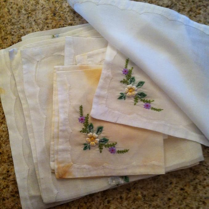Mama's Miracle Linen Soak (32 oz.) Gentle Stain Remover for Vintage and Antique Fabrics Makes 50 Gallons of Soaking Solution