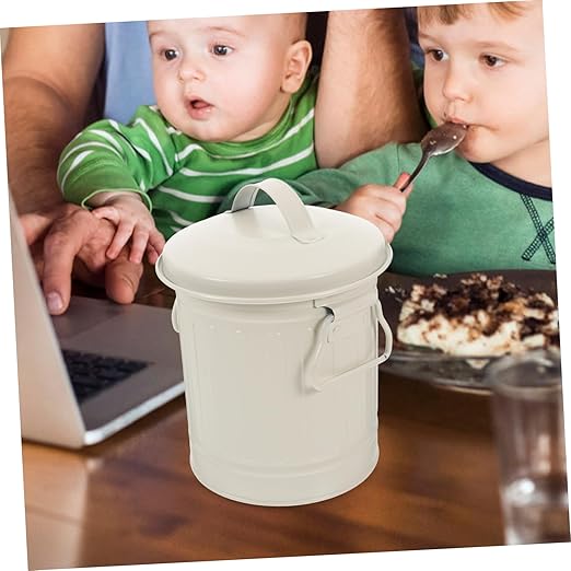 Elegant Vintage Iron Pen Holder Trash Can with Lid Small Compact Wastebasket for Desk Stylish Storage for Office Supplies and Easy to Clean