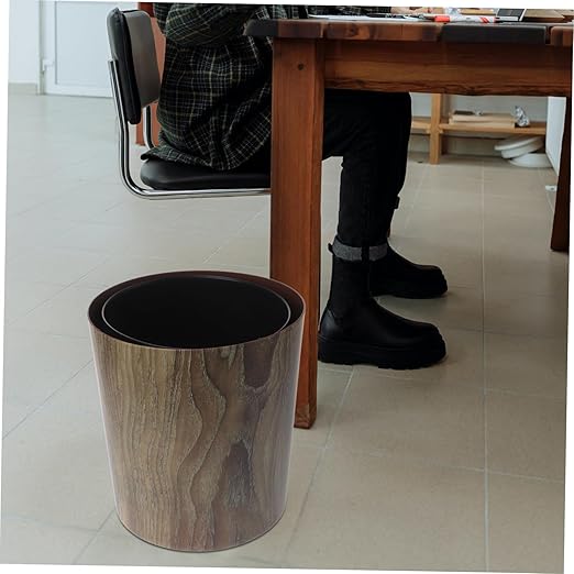 Vintage Imitation Wood Grain Wastebasket Large Capacity Round Trash Can for Kitchen Bathroom Living Space Saving Home Garbage Container with Stylish Rustic Design