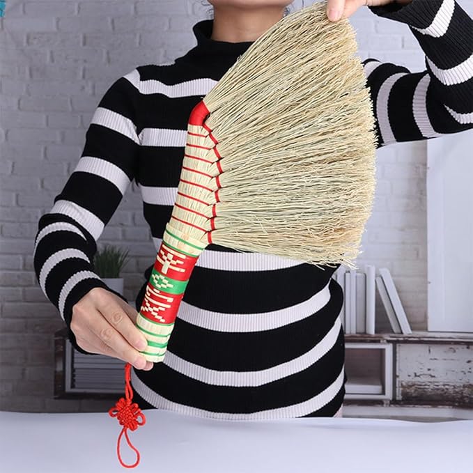 Handmade Woven Hand Broom Large Handle Duster for Indoor Sweeping Bedroom Bed Cleaning Household Use Random Color
