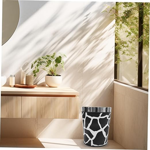 Stylish Retro Kitchen Wastebasket Small Bedroom Trash Can Office Bin for Household Compact No Lid Garbage Container for Living and Hotel Use