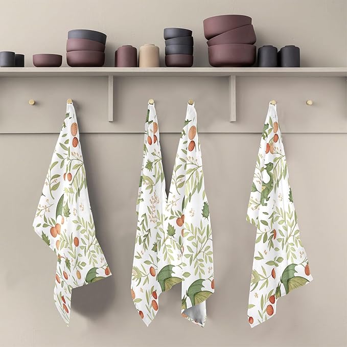 Kitchen Dish Towels Set of 4 Medieval Dragons Ultra Soft Absorbent Kitchen Towels Tea Towels Hand Towels Quick Drying Reusable Cleaning Cloths 18 x 28 inch