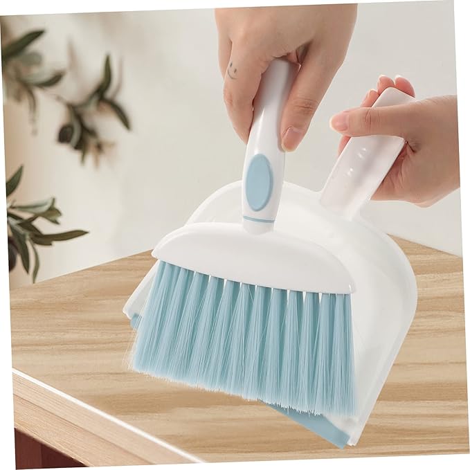 minkissy 3sets Portable Mini Dustpan and Broom Set Compact Household Cleaning Accessory for Adults Durable Plastic Dustpan and Brush for Home and Office Use
