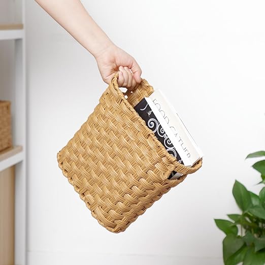 Wicker Waste Basket with Built-in Handles Multifunctional Mini Basket for Home and Office Compact Design and Durable Construction with Fine Artisanal Craftsmanship