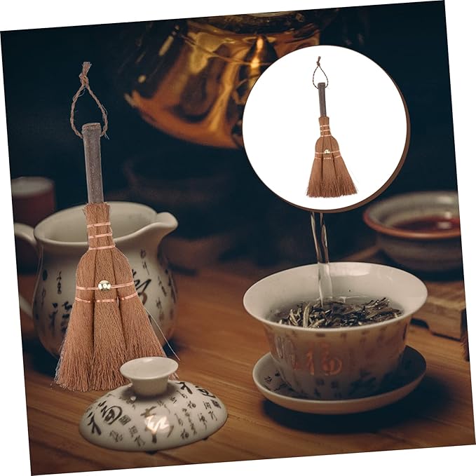 3pcs Mini Palm Broom Natural Bristles Compact Cleaning Brush for Tea Ceremony and Household Use Space-Saving Design for Efficient Dust Removal