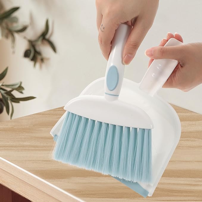 Mini Broom and Dustpan Set 3pcs Plastic Handheld Sweeping Kit for Home Use Lightweight Multi-Function Whisk Broom and Dustpan for Desktop Cleaning