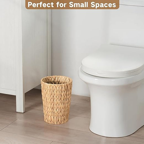 2 Pack Wicker Trash Can Small Bathroom Trash Can 2 Gallon Woven Natural Water Hyacinth Waste Basket for Bedroom Boho Garbage Can for Decor Home Kitchen Living Room Office (Round)