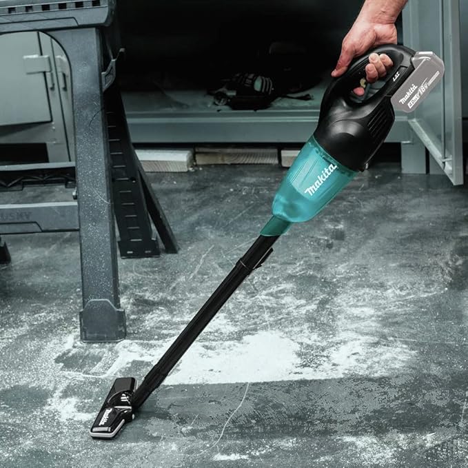 Makita XLC02ZB 18V LXT Lithium-Ion Cordless Vacuum Tool Only