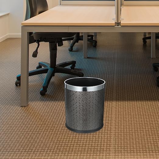 BESPORTBLE Plastic Wastebasket for Bedroom and Bathroom Plastic Trash Can with Large Opening Compact Round Waste Bin for Kitchen Office Home Use Easy to Clean and Stable Design