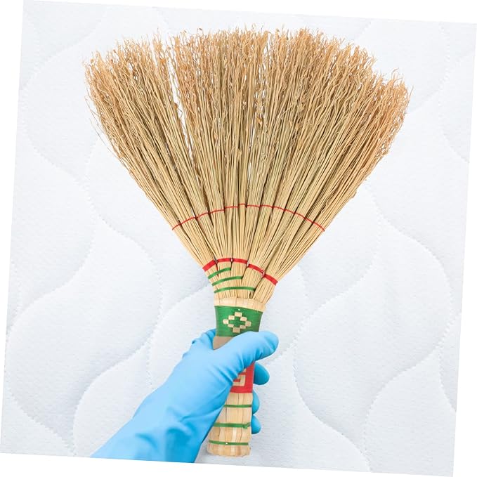 FRCOLOR Household Bed Broom Traditional Chinese Style Cleaning Brush for Sofa and Bed Portable Dust Sweeper for Home Kitchen and Office Use