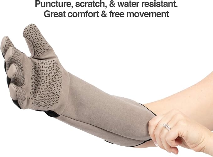PetFusion Multipurpose Pet Glove for Grooming Trips to Vet Handling. [Puncture &amp Scratch Resistant Water Resistant]. 12 Month Warranty for Manufacturer Defects Grey
