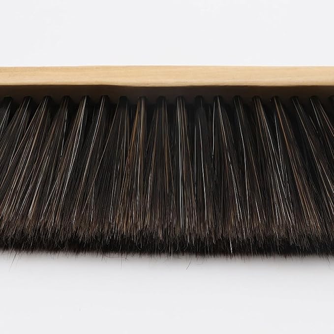 Whisk Broom Hand Held Hand Broom Wooden Handle Bench Brush with Soft BristlesHousehold Cleaning Dust Brushes(C)